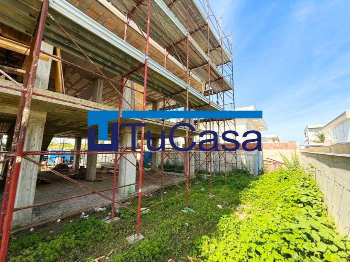 Casa con 5 locali in vendita in Via Sandro Pertini, Parete