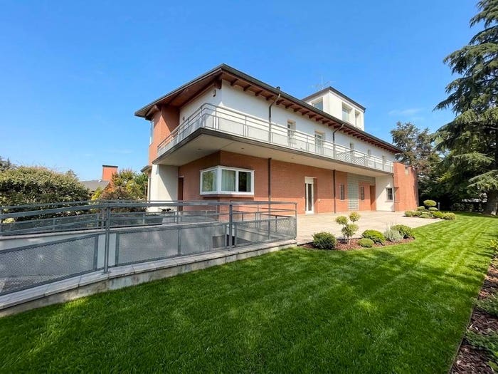 Casa con 6 locali in vendita in Via Emilia, Centro, Anzola dell'Emilia