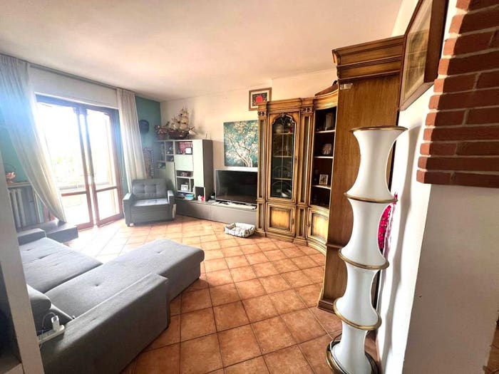 Appartamento quadrilocale in vendita in Via della Pesa, Centro, Montelupo Fiorentino