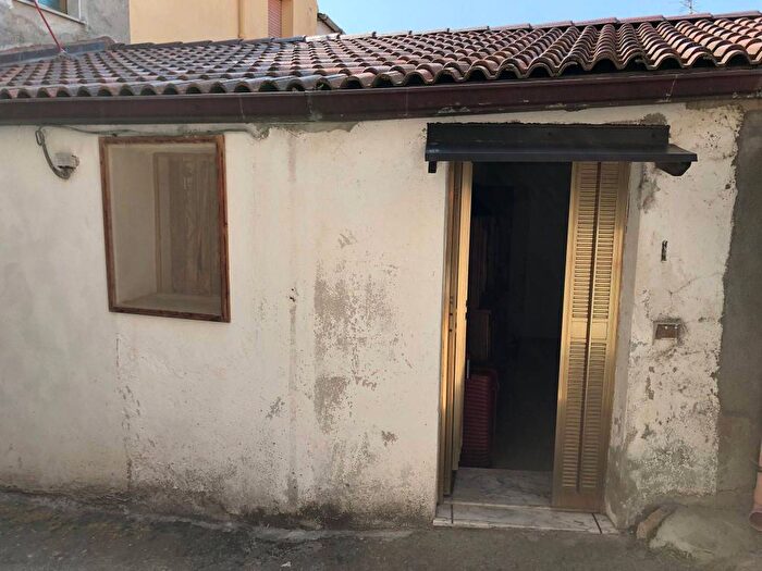 Appartamento bilocale in vendita in Via Paparo, Centro, Riace