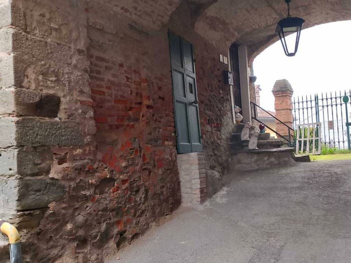 Appartamento quadrilocale in vendita in Via al Castello, Centro, Pareto