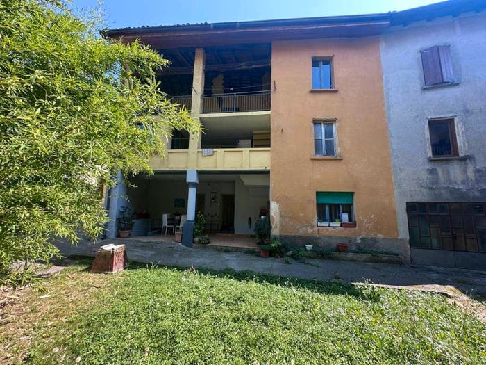 Casa quadrilocale in vendita in Via Monte Grappa, Vall'alta, Albino