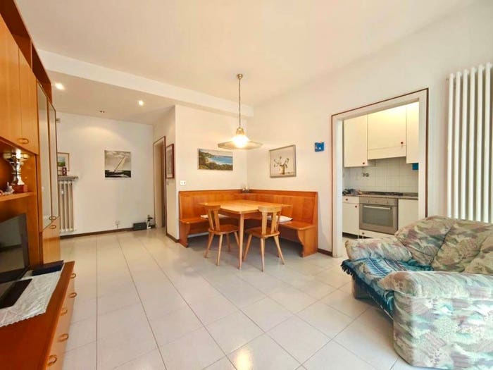 Appartamento trilocale in vendita in Via Roma, Oltrisarco Aslago, Bolzano