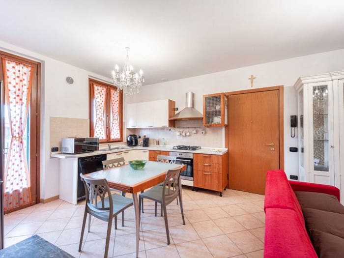 Appartamento quadrilocale in vendita in Via Napoleone, Centro, Ronco all'Adige