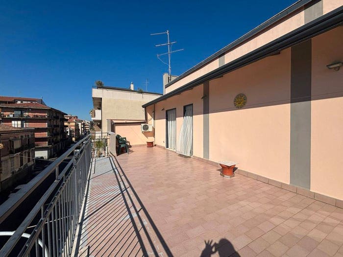 Casa quadrilocale in vendita in Via Luigi Negrelli, Rapisardi, Catania