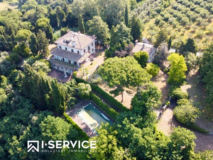 Casa con 6 locali in vendita in via Garampa, Monte Osservanza, Cesena