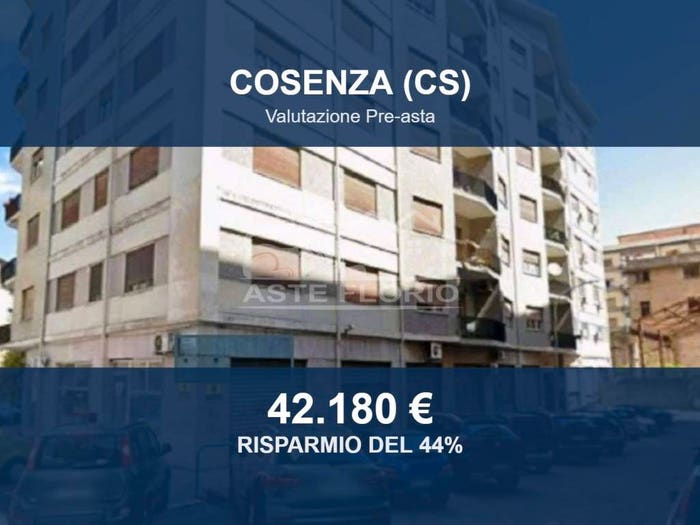 Appartamento monolocale in vendita in Viale della Repubblica g e, Centro Mancini, Cosenza