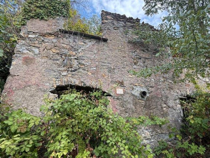 Casa quadrilocale in vendita in Via dei Ciclamini, Quarto, Genova