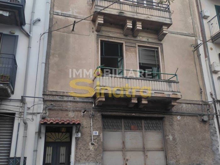 Appartamento quadrilocale in vendita in Via Amerigo Vespucci, Paternò