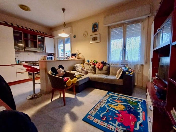 Appartamento con 5 locali in vendita in Viale Democrazia, Centro, Massa