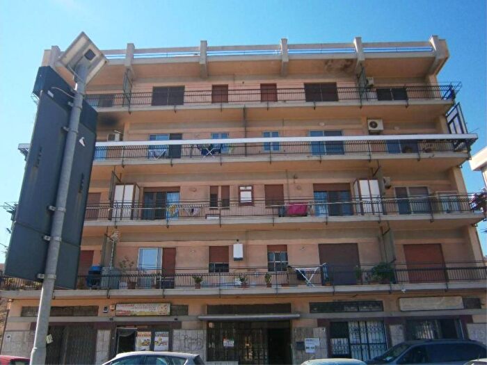 Appartamento trilocale in vendita in Viale Emilia, Santa Maria, Catanzaro
