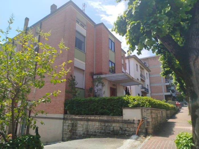 Appartamento quadrilocale in vendita in Viale della Libertà, Centro, Chianciano Terme