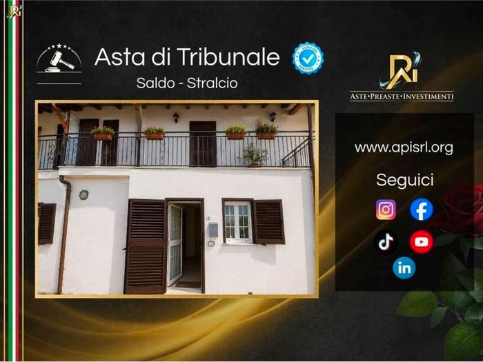 Appartamento con 5 locali in vendita in Via Santa Maria la Castagna, Montalto Uffugo