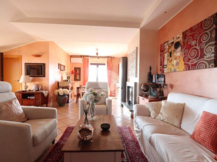 Appartamento quadrilocale in vendita in Via dei salici, Contrada dei Tigli Via degli Oleandri, Alba Adriatica