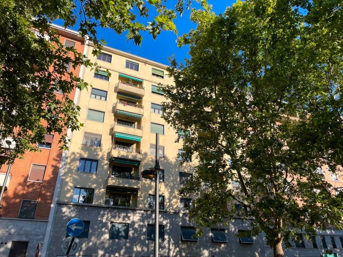 Appartamento trilocale in vendita in Via Ferrante Aporti, Centrale, Milano