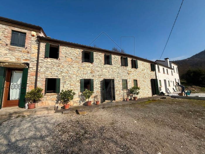 Casa trilocale in vendita in Via Prossima, Centro, Cinto Euganeo