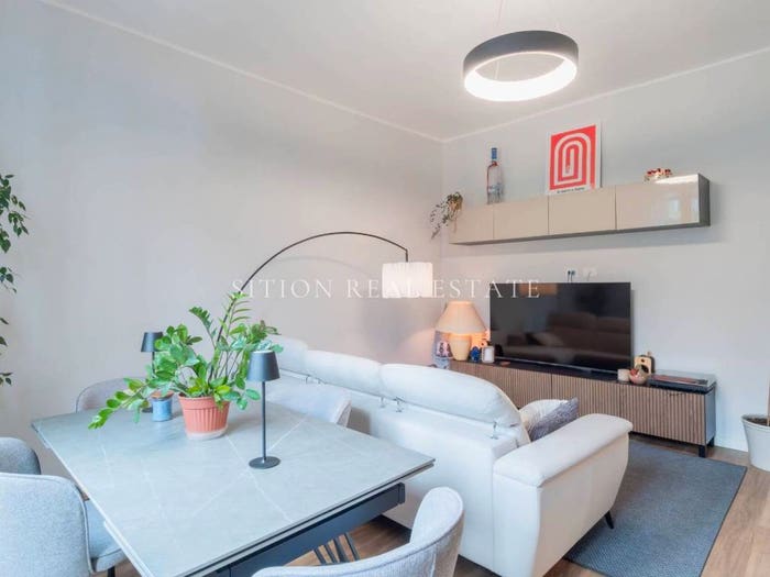 Appartamento trilocale in vendita in Via Gardone, Corvetto, Milano