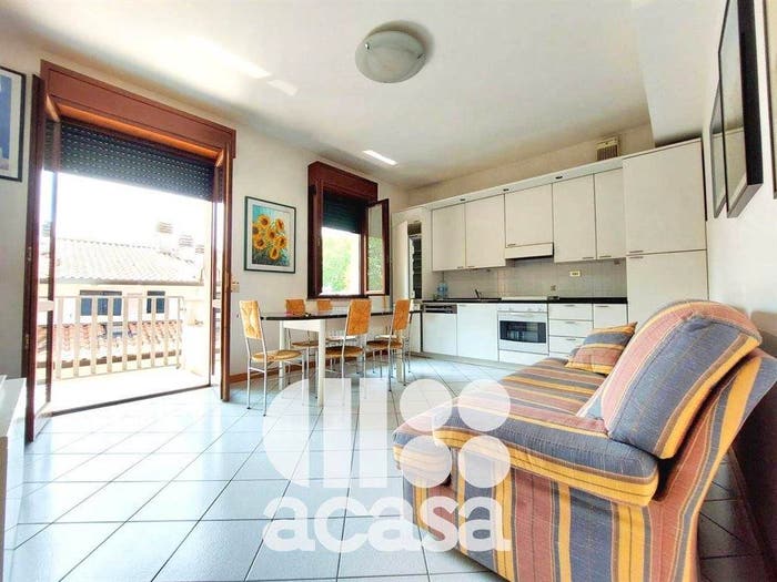 Appartamento quadrilocale in vendita in via xxv luglio, Cesenatico Levante, Cesenatico