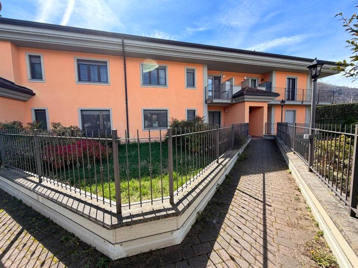 Appartamento con 6 locali in vendita in Lanzo Torinese