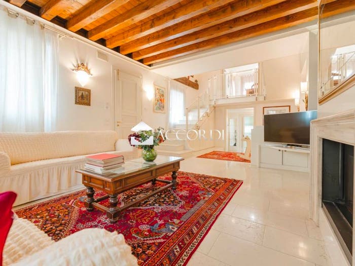 Casa con 5 locali in vendita in Via Ferruccio Benini, Centro, Conegliano