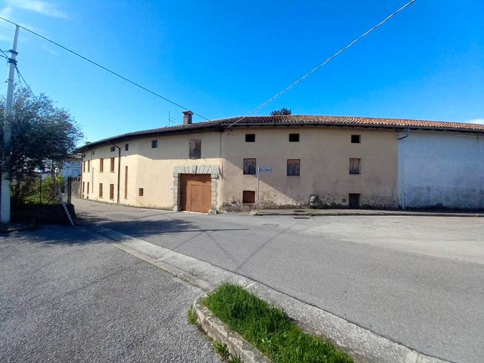 Casa con 6 locali in vendita in Via Ca' Buttazzoni, San Giacomo, Ragogna