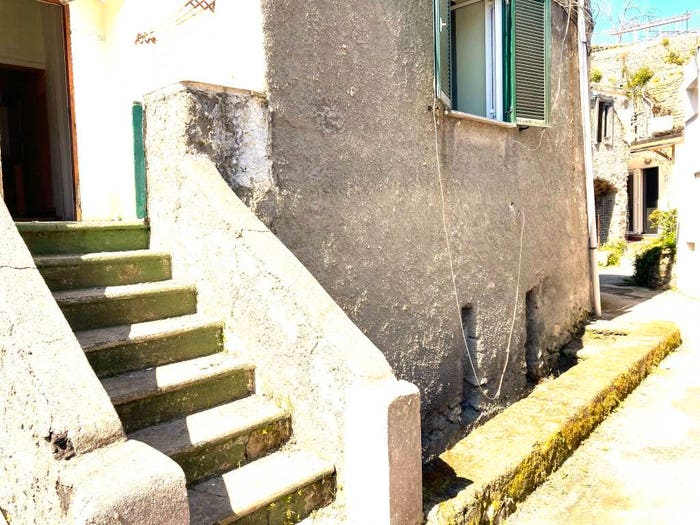 Casa bilocale in vendita in Via Michele Mazzella, Centro, Ischia
