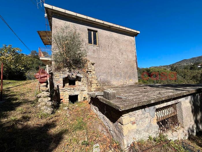 Casa con 5 locali in vendita in Via Puzzigo snc, Centro, Anagni