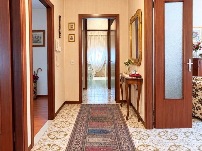 Appartamento con 6 locali in vendita in Centro, Follina