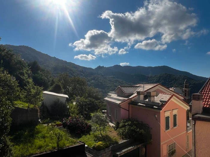 Appartamento quadrilocale in vendita in Via Costa Chiesa, Centro, Uscio