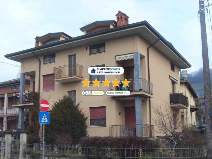 Casa con 5 locali in vendita in Via Ambrogio Fumagalli, Piazza Caduti, Sotto il Monte Giovanni XXIII