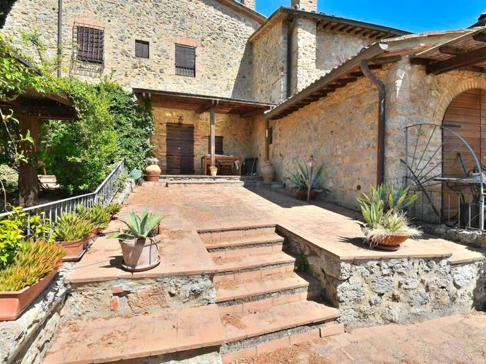 Appartamento quadrilocale in vendita in strada di Lucciana, Casole d'Elsa