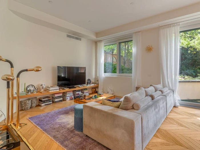 Appartamento quadrilocale in vendita in Via Borgonuovo, Brera, Milano