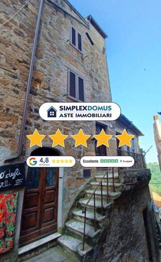 Appartamento trilocale in vendita in Vicolo Riforme, Centro, Pitigliano