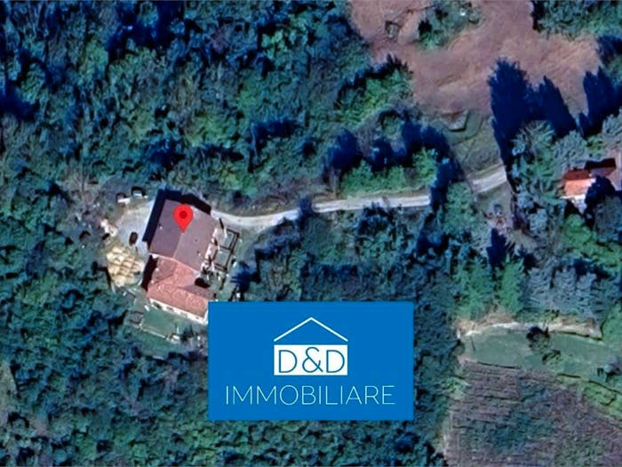 Casa con 6 locali in vendita in Strada per Cremolino, Morsasco