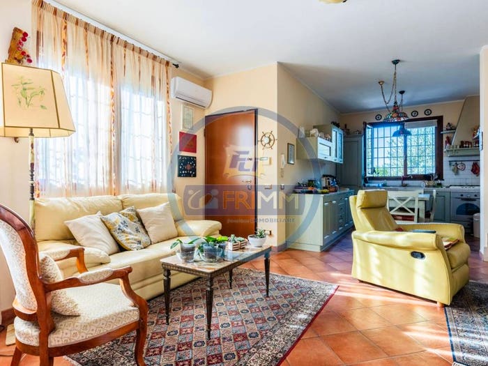 Casa quadrilocale in vendita in Via Giuseppe Todeschini, Casal Bernocchi, Roma