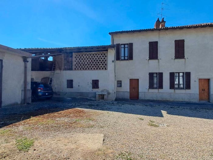 Casa con 6 locali in vendita in Via Bosco Madio, Torricella Verzate
