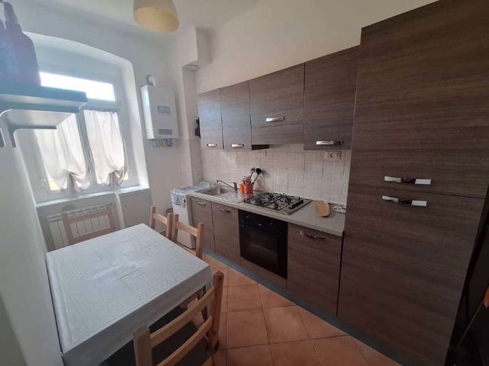 Appartamento trilocale in affitto in via Calcapere, Quarto, Genova