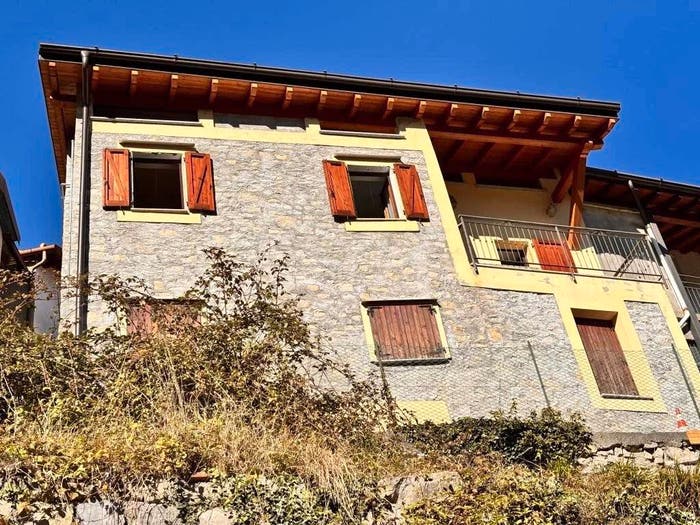 Casa con 5 locali in vendita in Via Rovasco, Muronico, Dizzasco