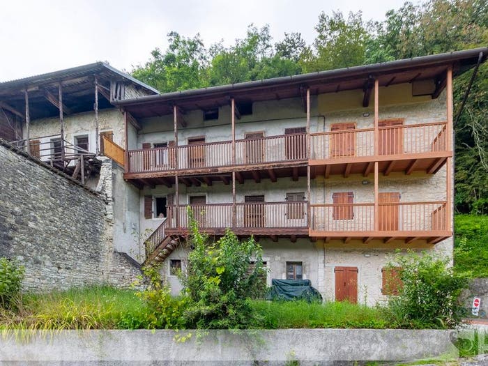 Casa quadrilocale in vendita in Via Fastro Bassanese, Fastro, Valbrenta