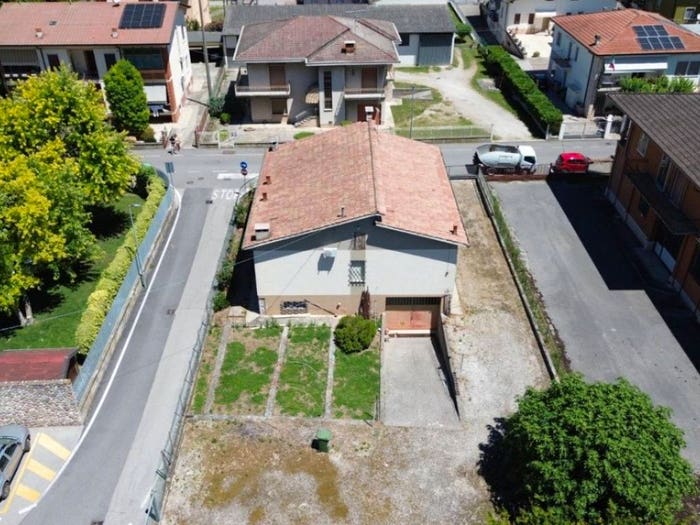 Casa con 5 locali in vendita in Centro, Mozzecane