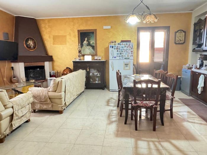 Casa trilocale in vendita in Floridia