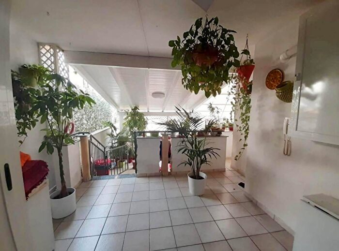 Appartamento trilocale in vendita in Via Tancredi d'Altavilla, Brindisi