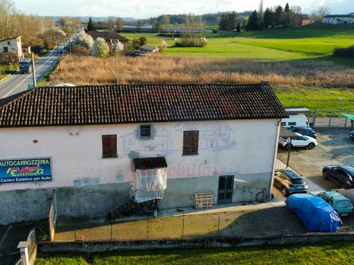 Casa trilocale in vendita in Frazione Stazione di Portacomaro, Portacomaro Stazione, Asti