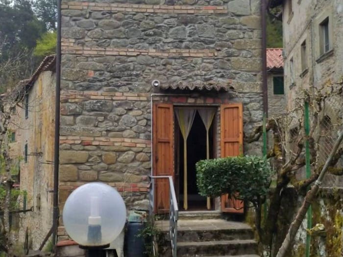 Casa quadrilocale in vendita in Via del Castello, Strada, Castel San Niccolò