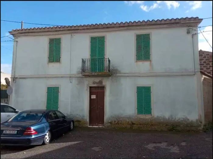 Casa con 6 locali in vendita in Via Efisio Marini, Centro, Sedilo