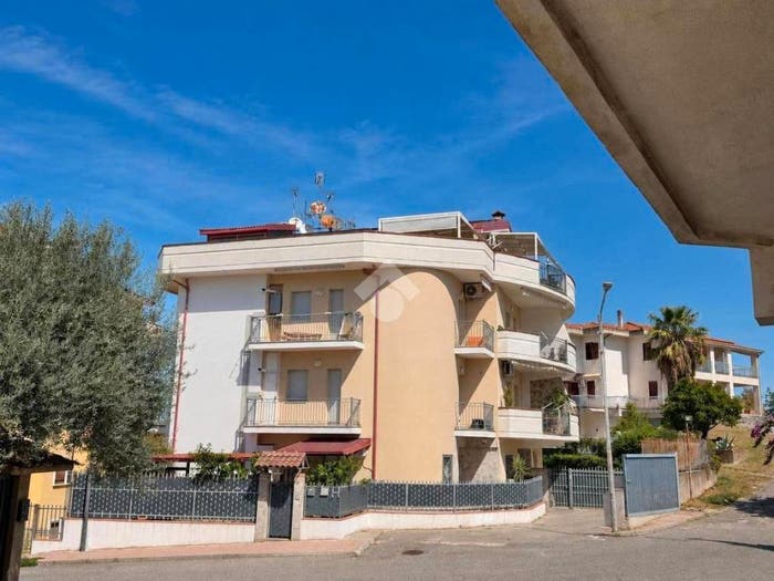 Appartamento trilocale in vendita in Via C Mortati, Corigliano Scalo, CoriglianoRossano