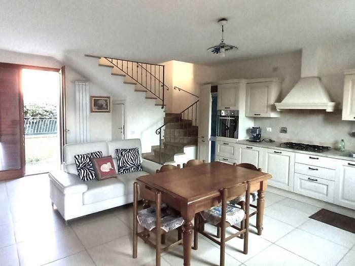 Casa con 5 locali in vendita in Via Baccheretana, Seano, Carmignano