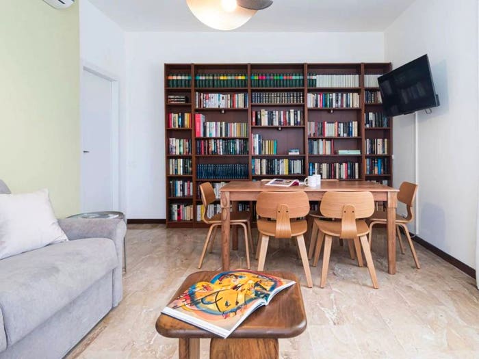 Appartamento quadrilocale in vendita in Via Lazzaro Palazzi, Porta Venezia, Milano