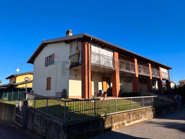 Appartamento con 5 locali in vendita in Papa Giovanni XXIII, Carpenedolo