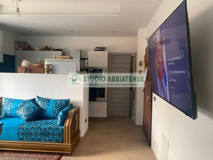 Appartamento trilocale in vendita in Via Novara, Abbiategrasso